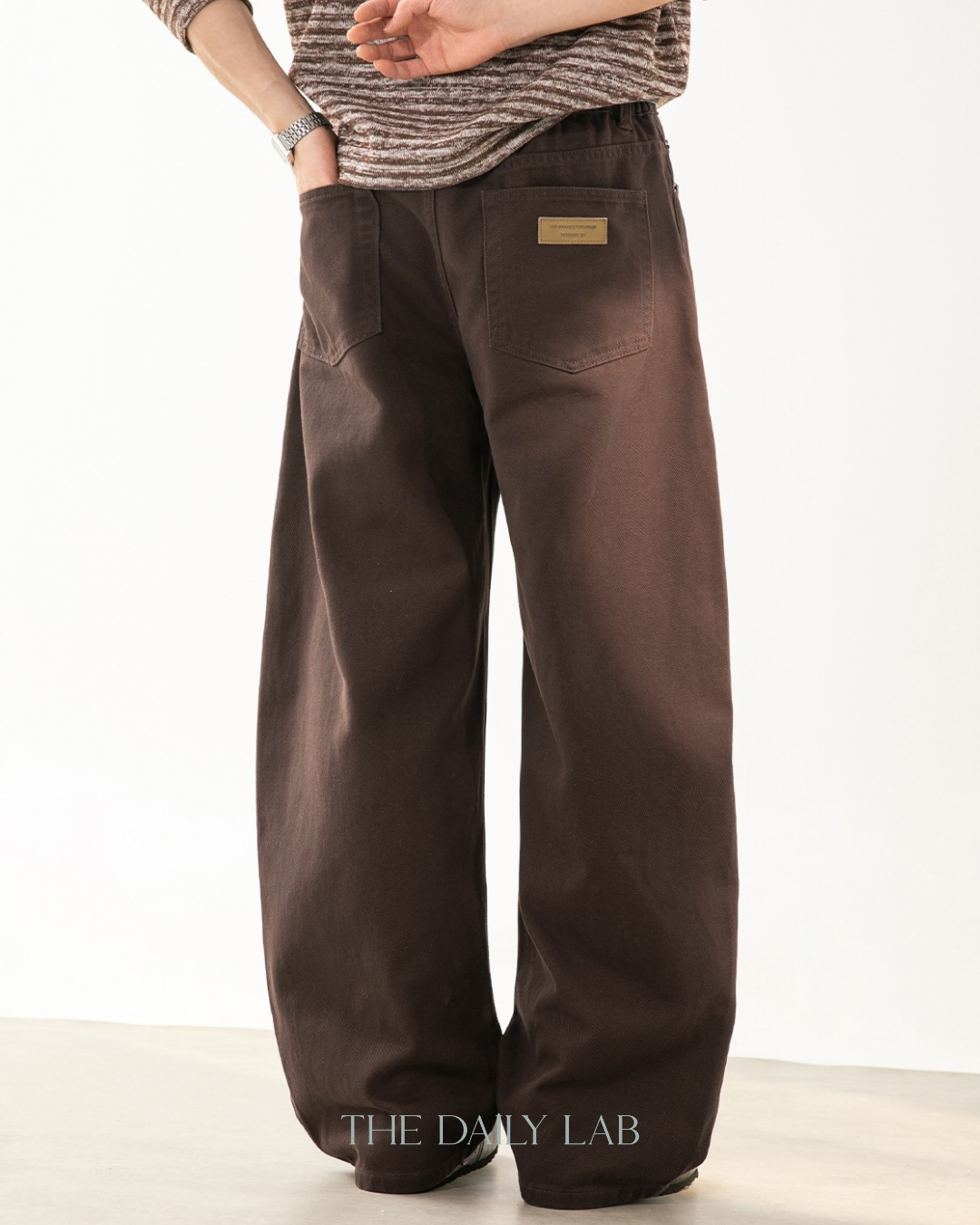 Barrel Leg Casual Pants in Brown