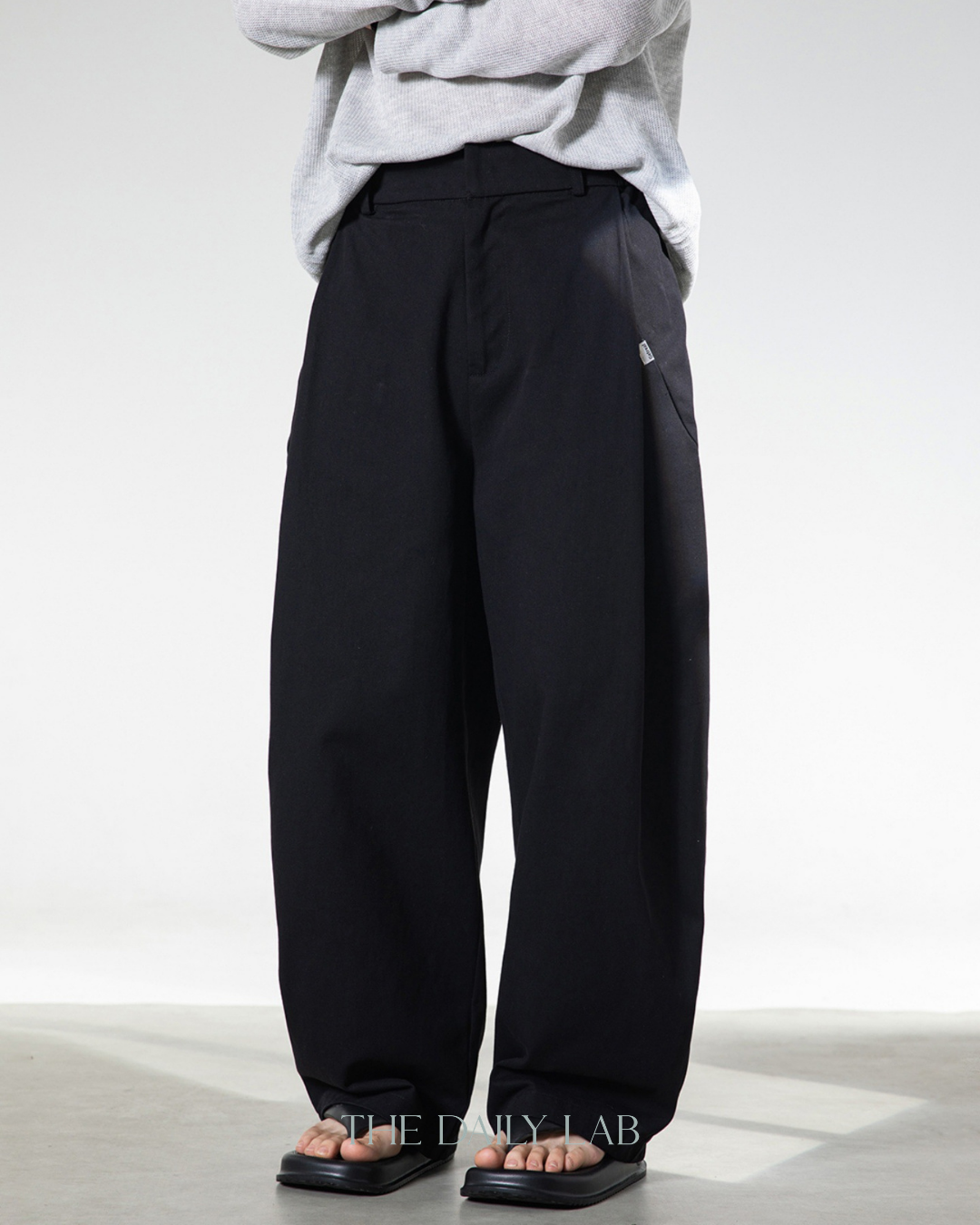 Side Pleat Wide Leg Pants Black