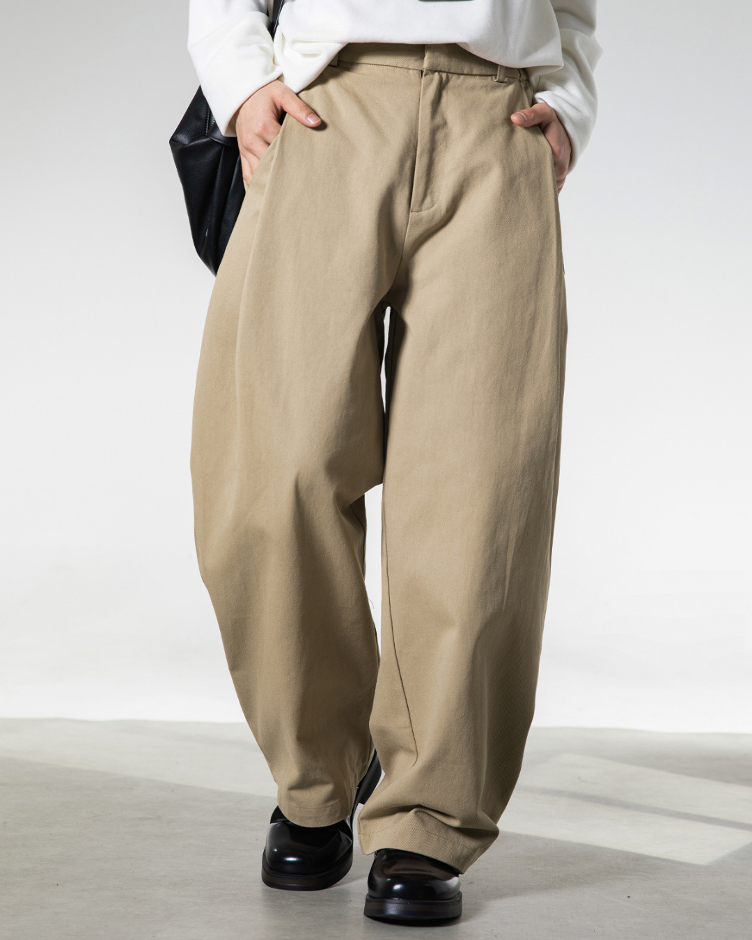 Side Pleat Wide Leg Pants Khaki
