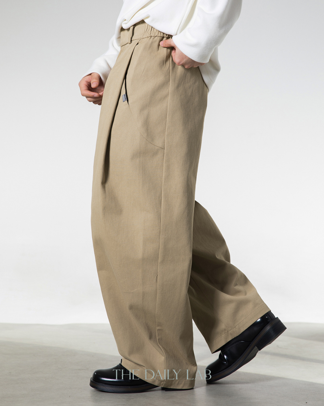 Side Pleat Wide Leg Pants Khaki