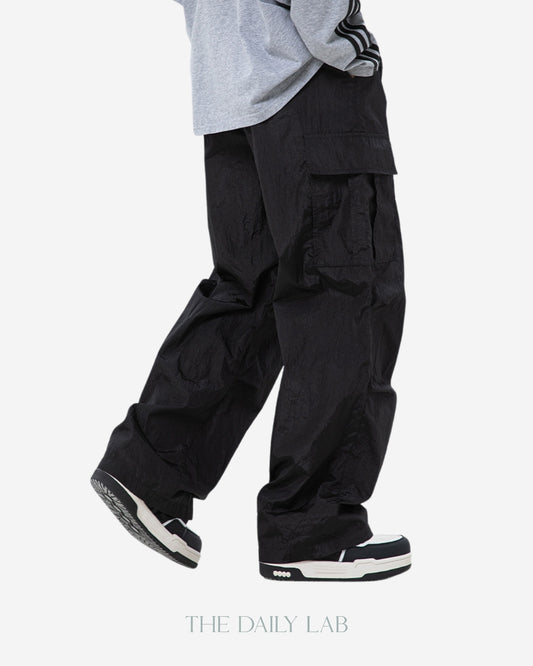 Metallic Cargo Relaxed Pants in Black