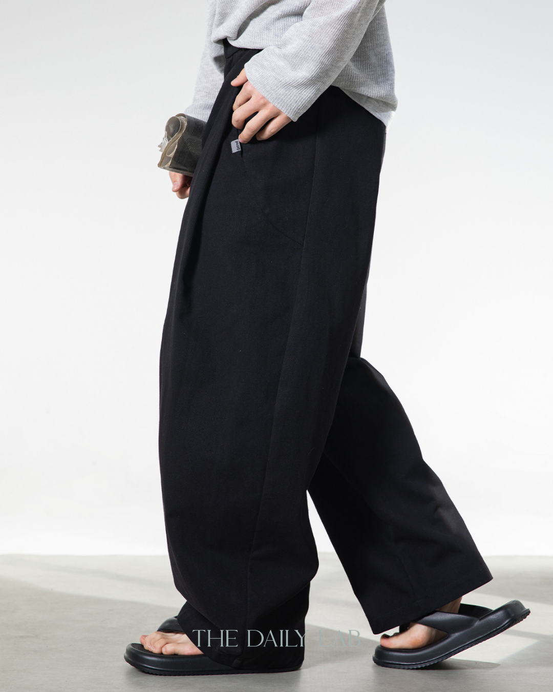 Side Pleat Wide Leg Pants Black