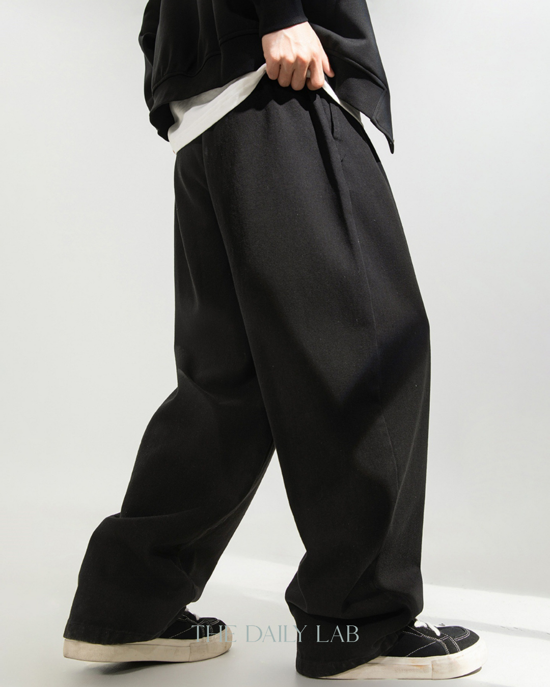 Vintage Fade Baggy Denim in Black