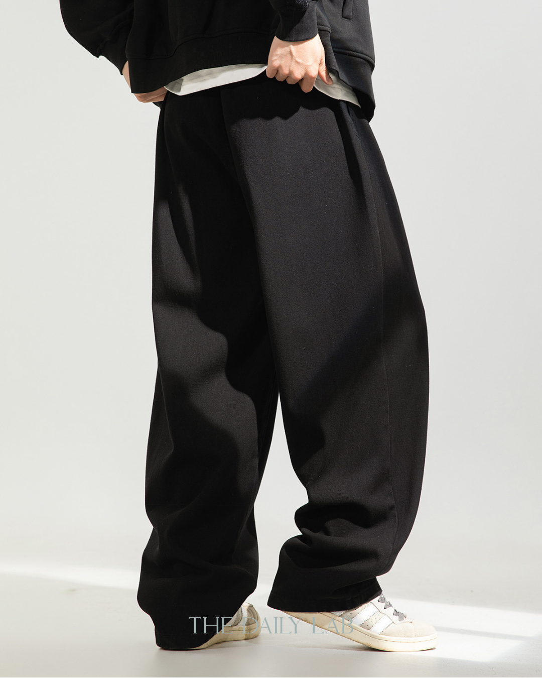 Vintage Fade Baggy Denim in Black