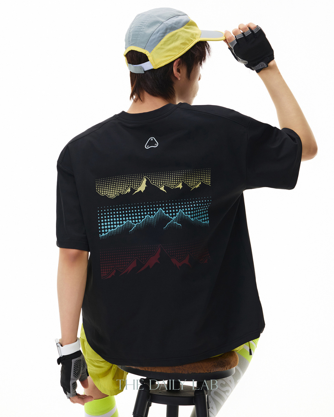 Peak Horizon Tee in Black