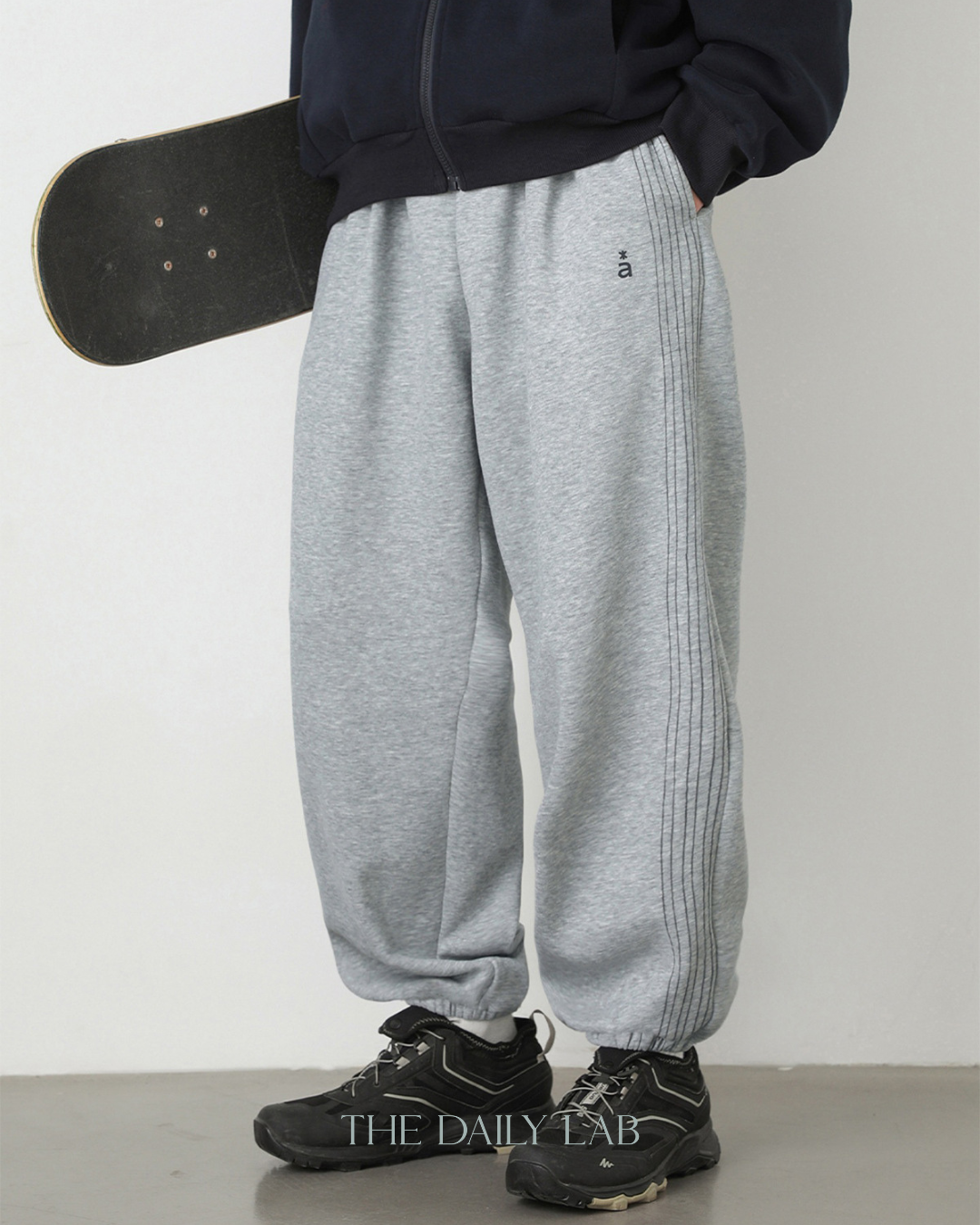 Track Outline Pants in Light Grey
