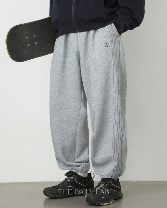 Track Outline Pants in Light Grey