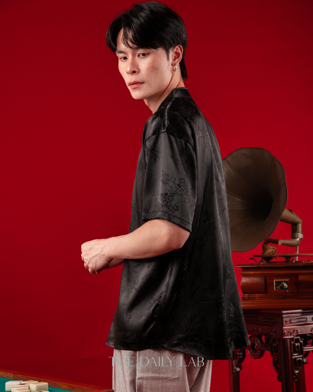 Lightweight Jacquard Tang Suit in Black