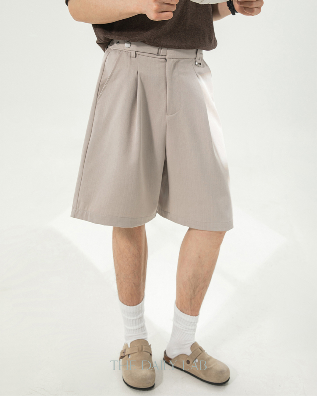 Drape Tailor Shorts in Khaki