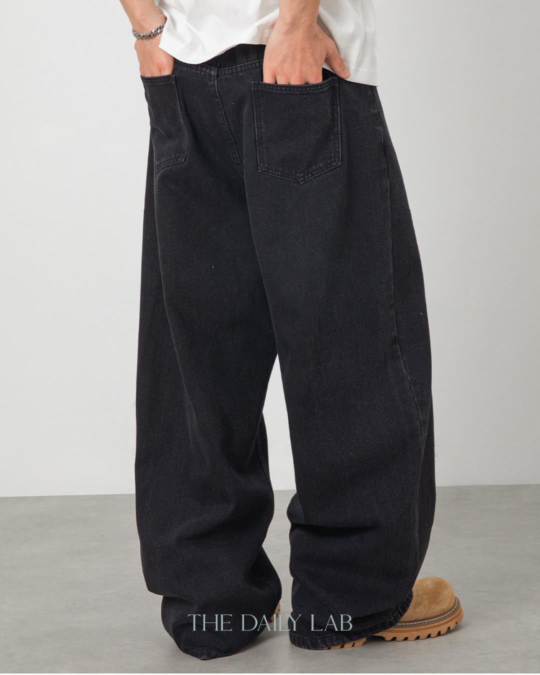 Fade Street Denim Pants in Black