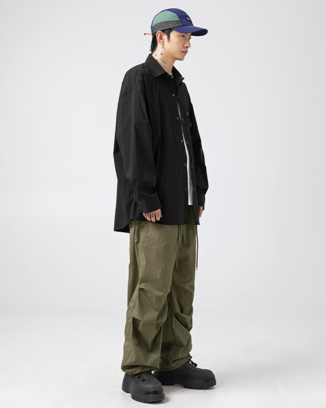 Latesnacked Overshirt in Black – The Daily Lab