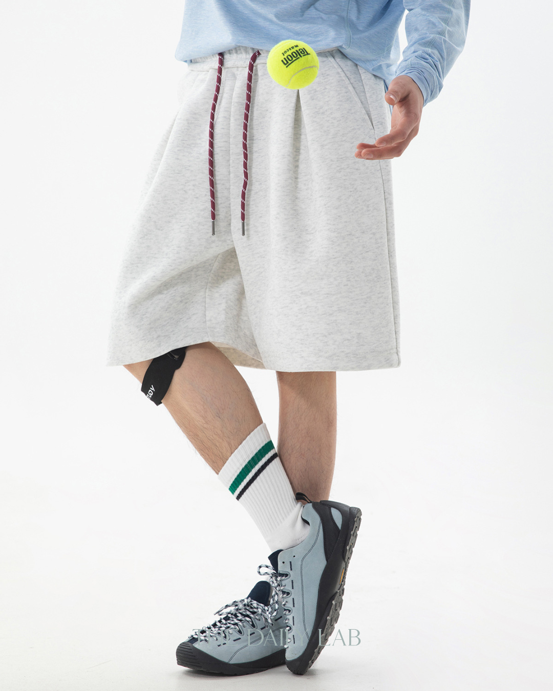Urban Motion Shorts in Light Grey