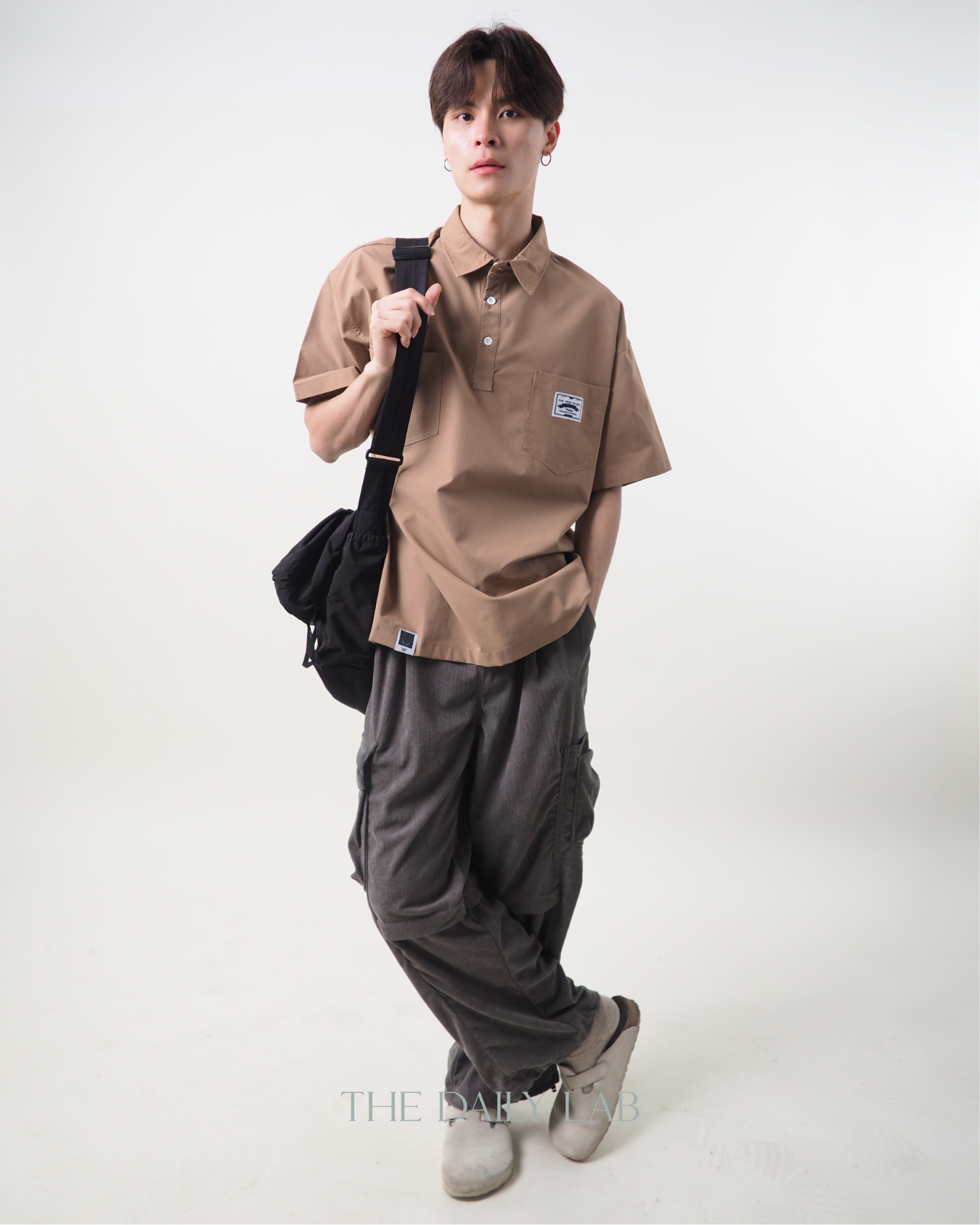 Cargo Pocketed Tee in Brown