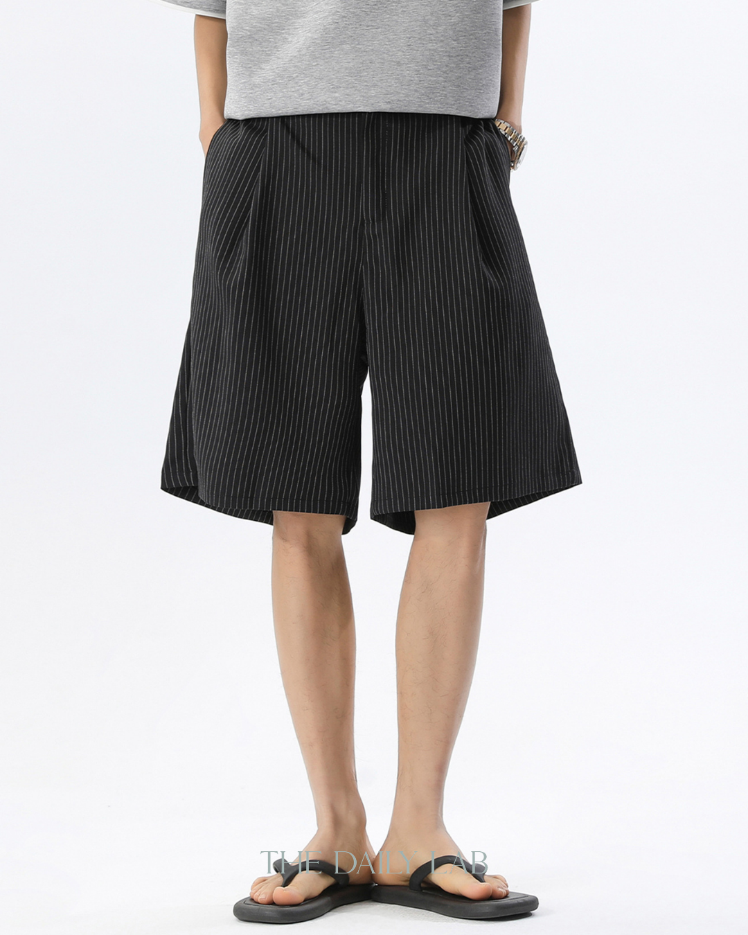 Stripe Plated Loose Casual Pants in Black