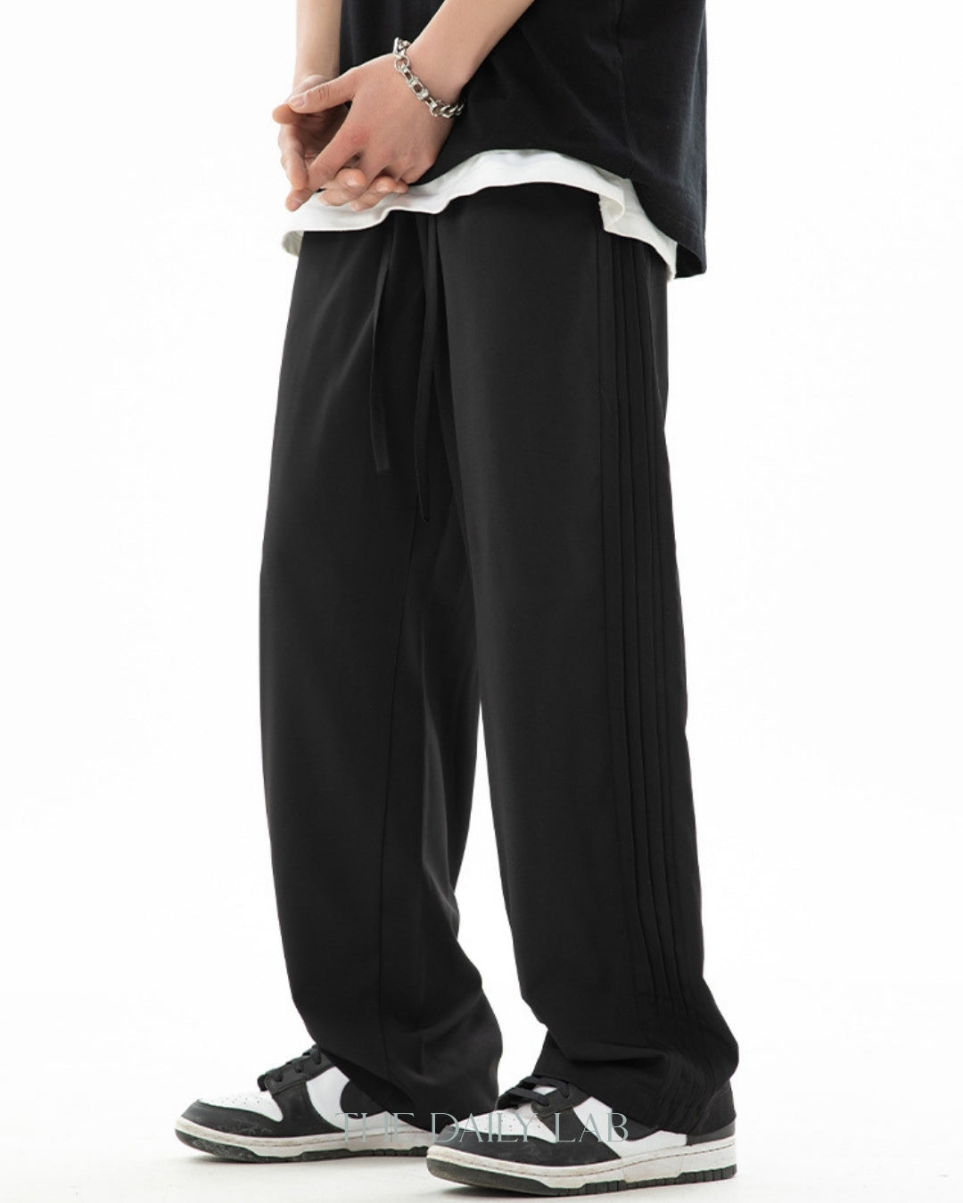 Breeze Cool Relaxed Fit Pants in Black – The Daily Lab