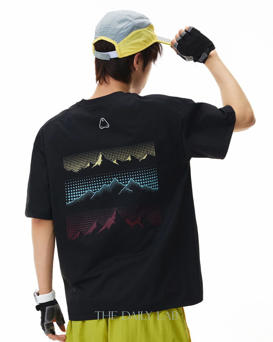 Peak Horizon Tee in Black