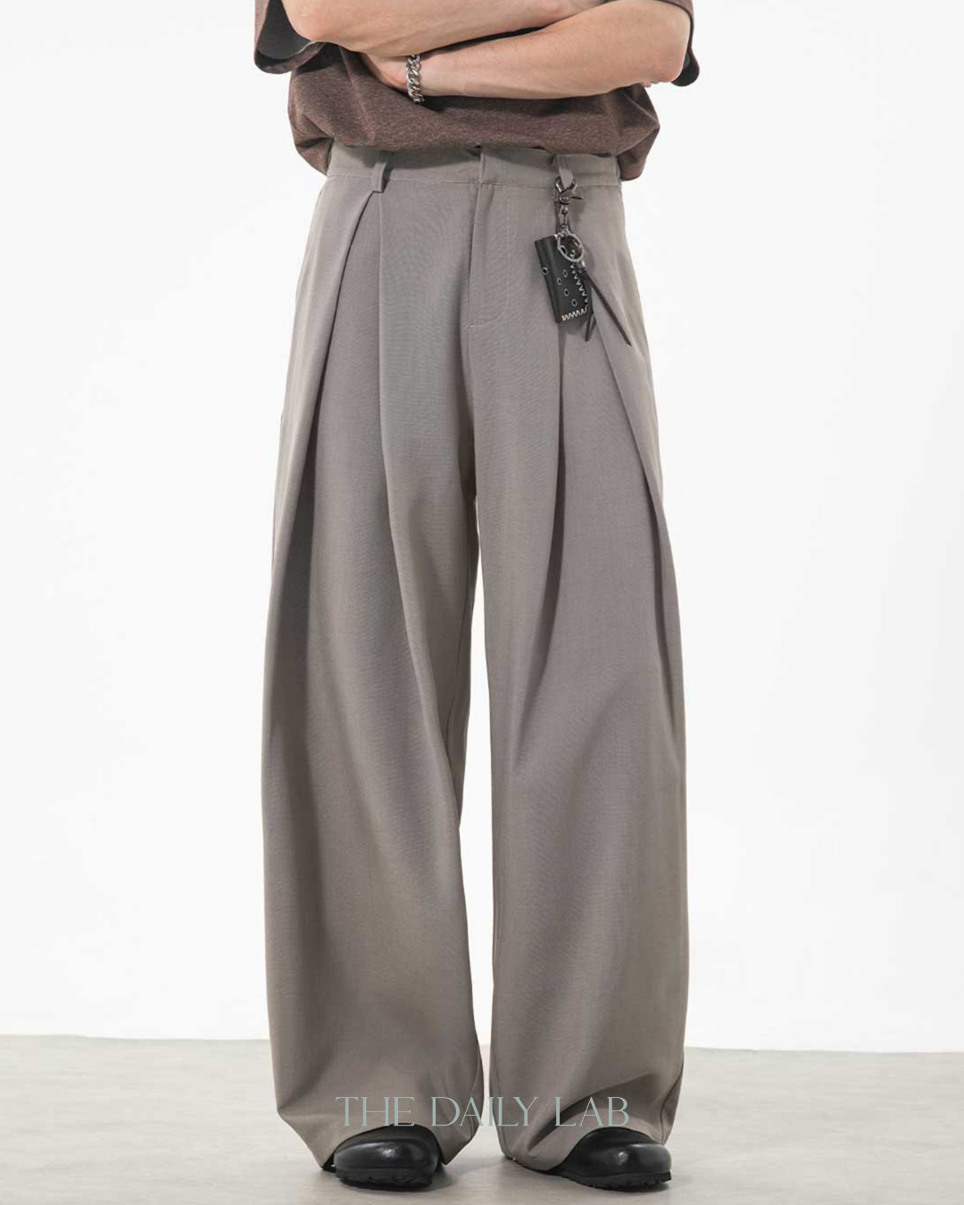 Jaquard Flowy Loose Pants in Brown