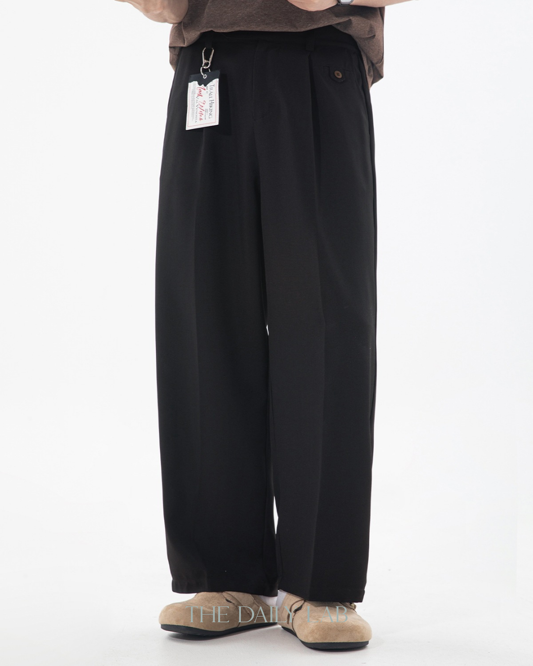 Old Money Pleated Trousers in Black