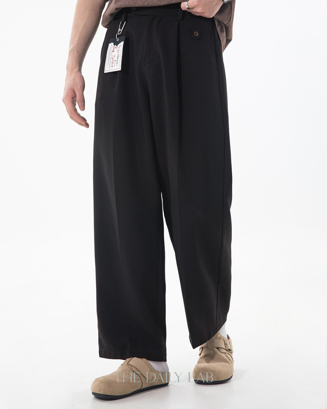 Old Money Pleated Trousers in Black