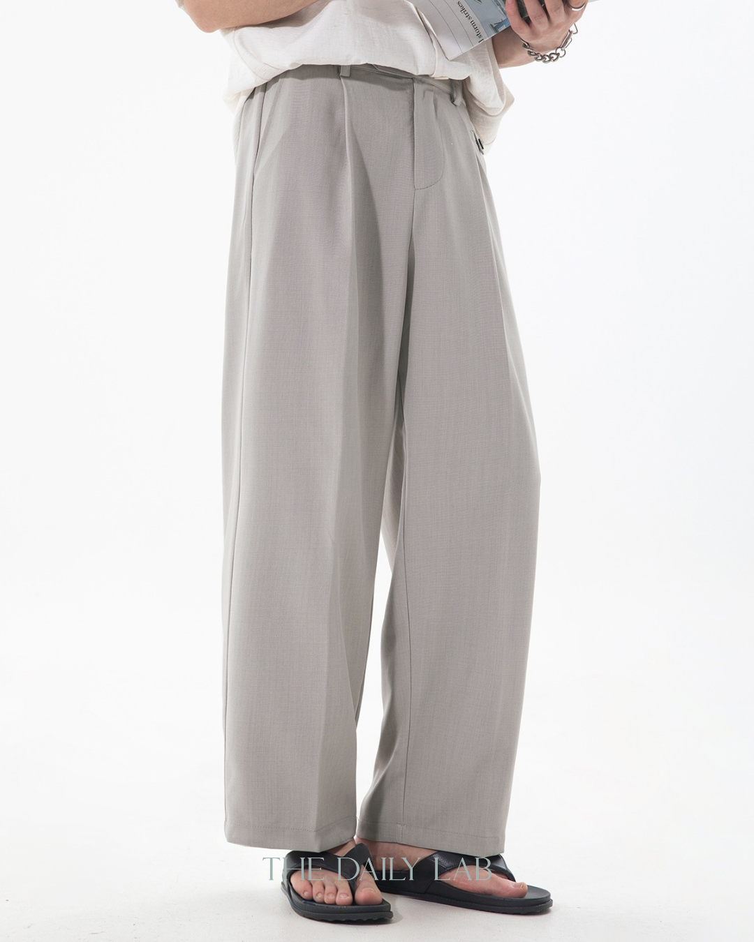 Old Money Pleated Trousers in Beige