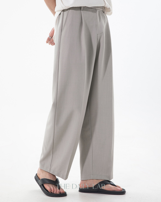 Old Money Pleated Trousers in Beige