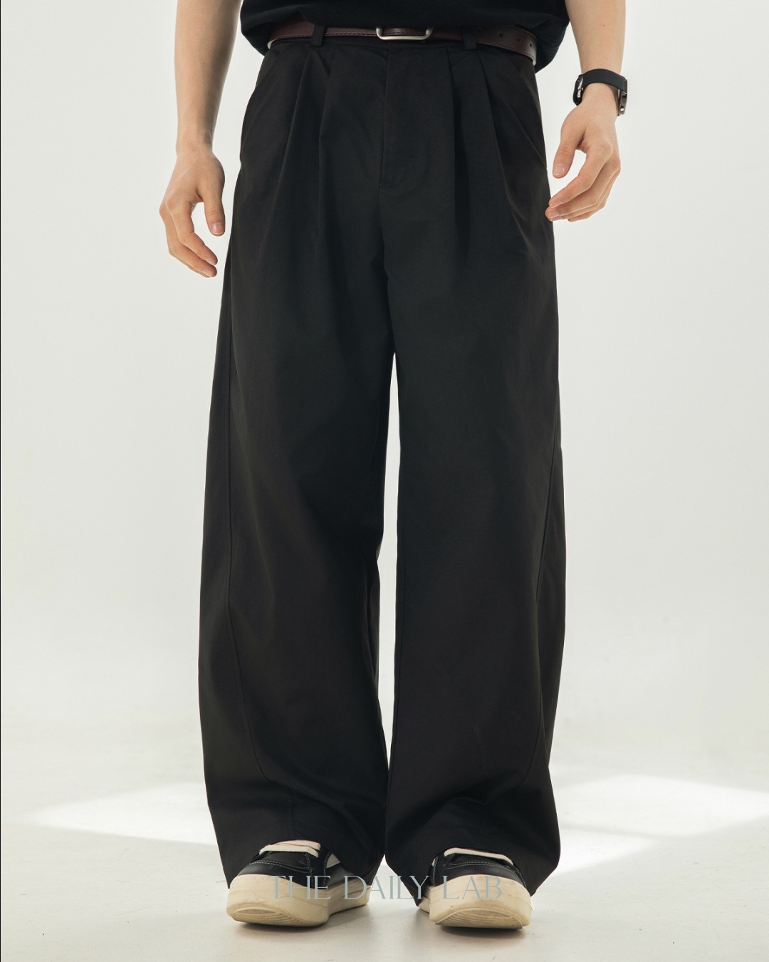 Division Pleat Long Pants in Black