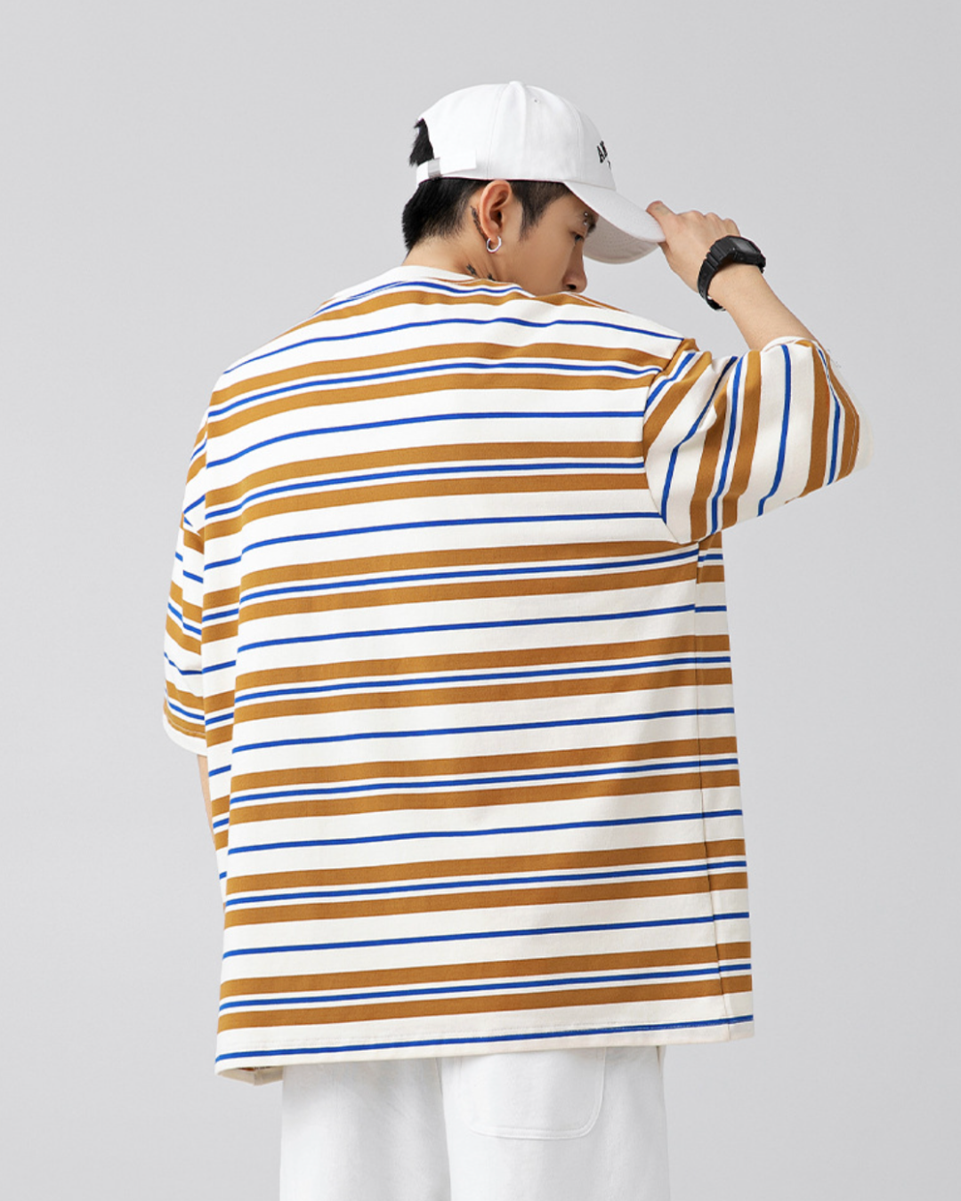 Retro Oversized Striped Line Tee in Brown
