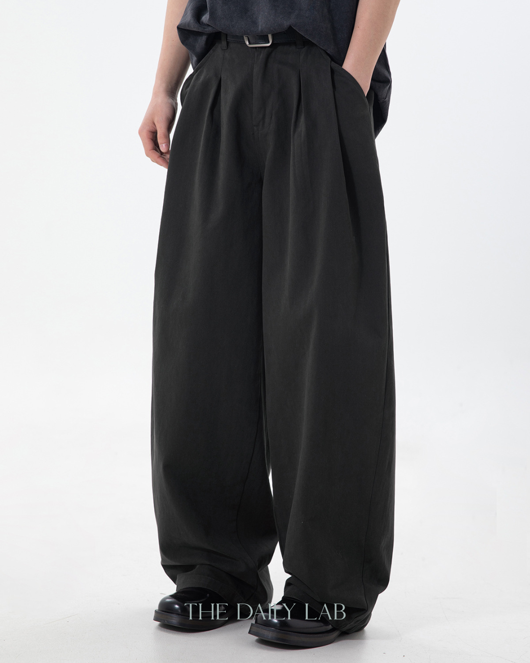 Vintage Double Pleat Straight Pants in Dark Grey