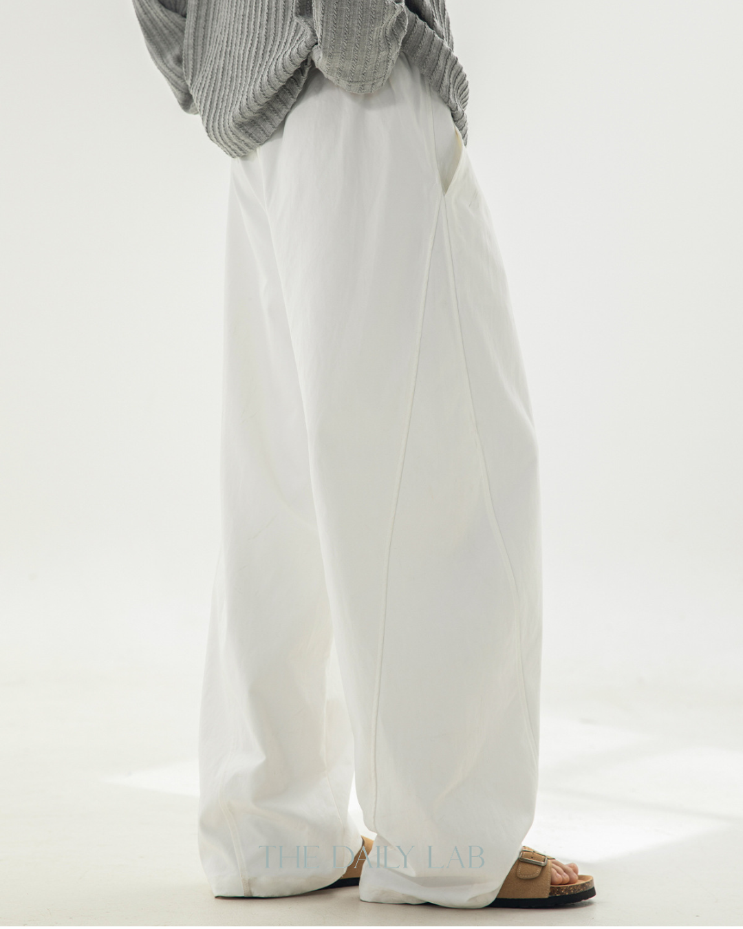 Division Pleat Long Pants in White