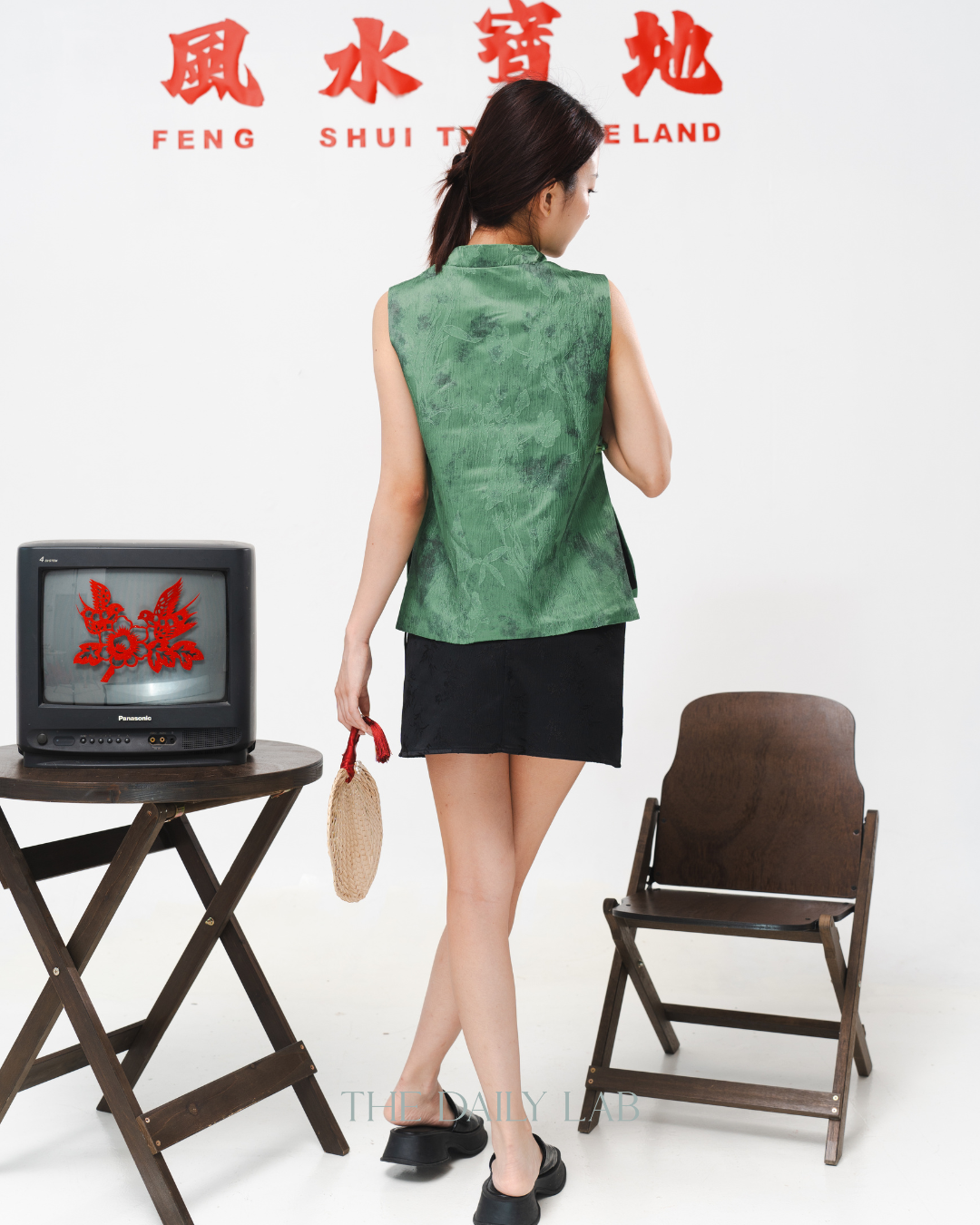 Green Embroidered Jacquard Vest