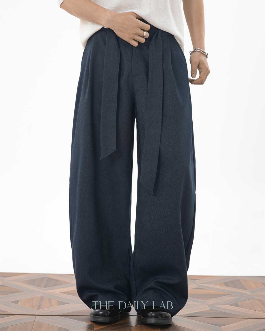 Relaxed Curved-Leg Trousers in Blue