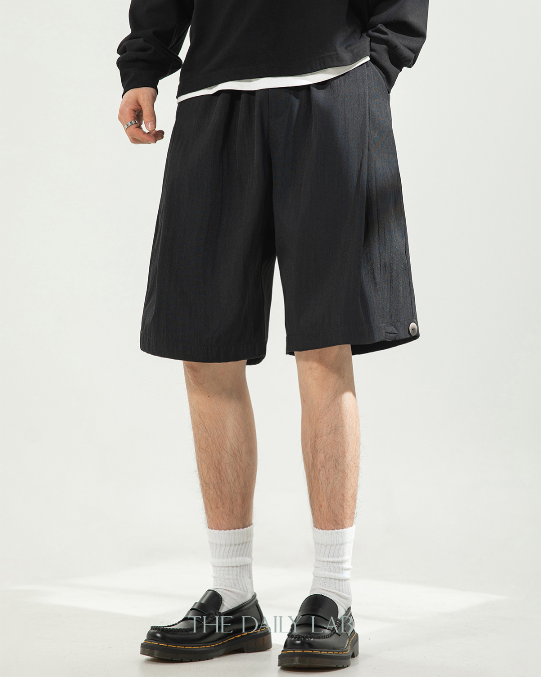 Studio Pleat Shorts in Black