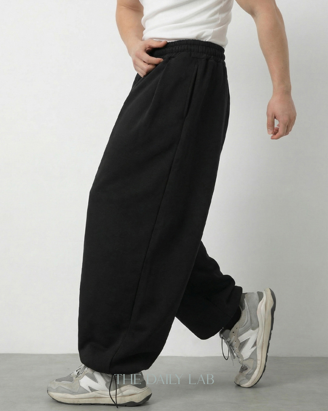 Core Baggy Trousers in Black