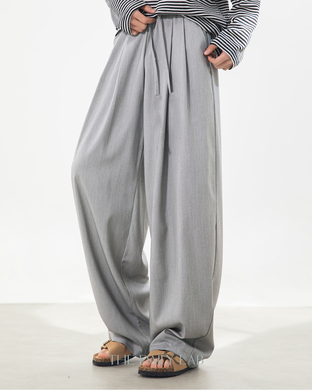 Refined Pleat Trousers in Grey