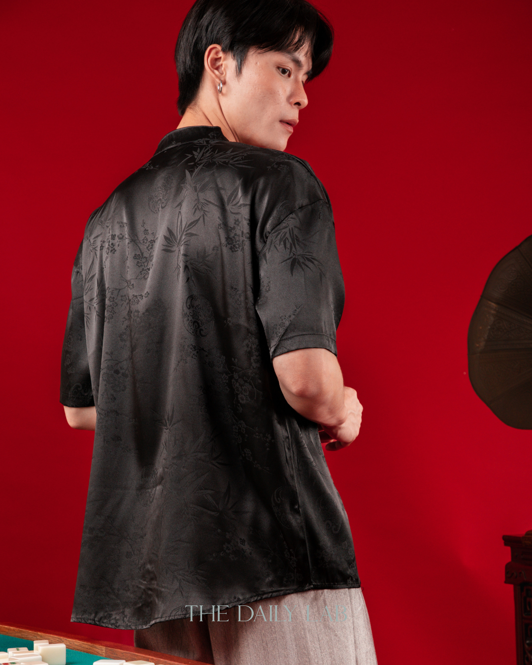 Lightweight Jacquard Tang Suit in Black