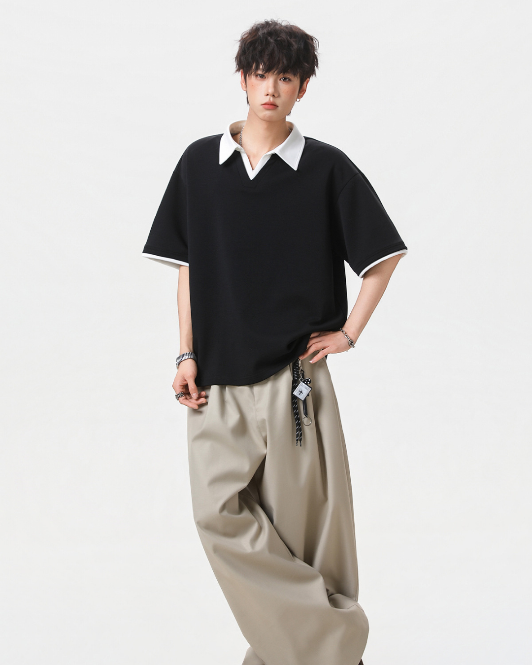 Clean Fit Contrast Polo Shirt in Black