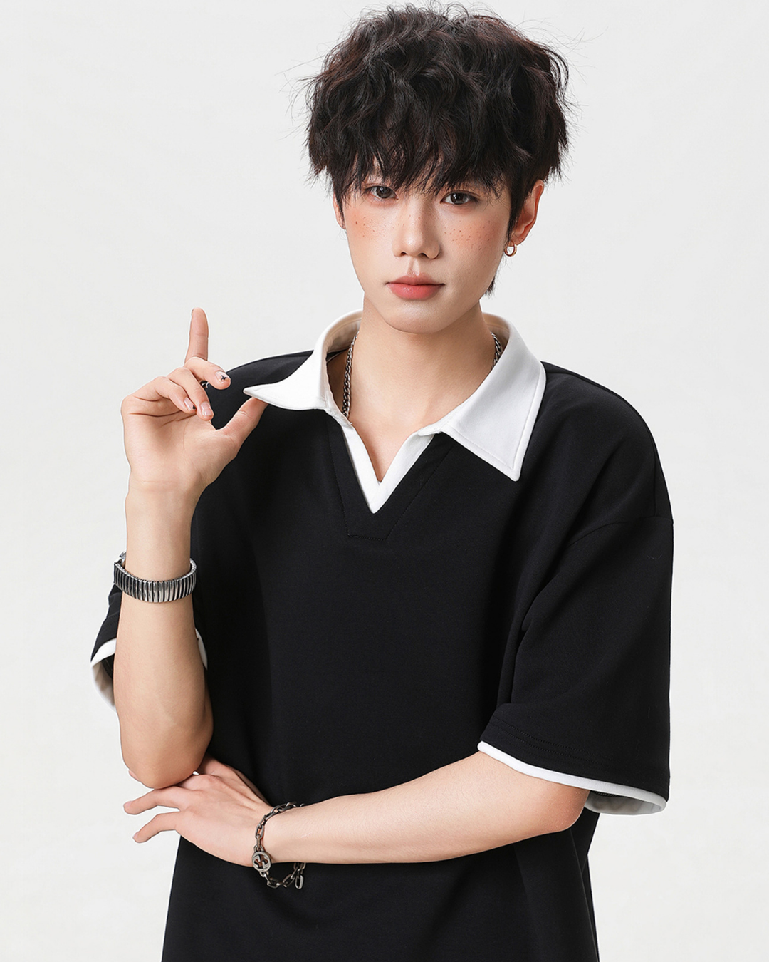 Clean Fit Contrast Polo Shirt in Black