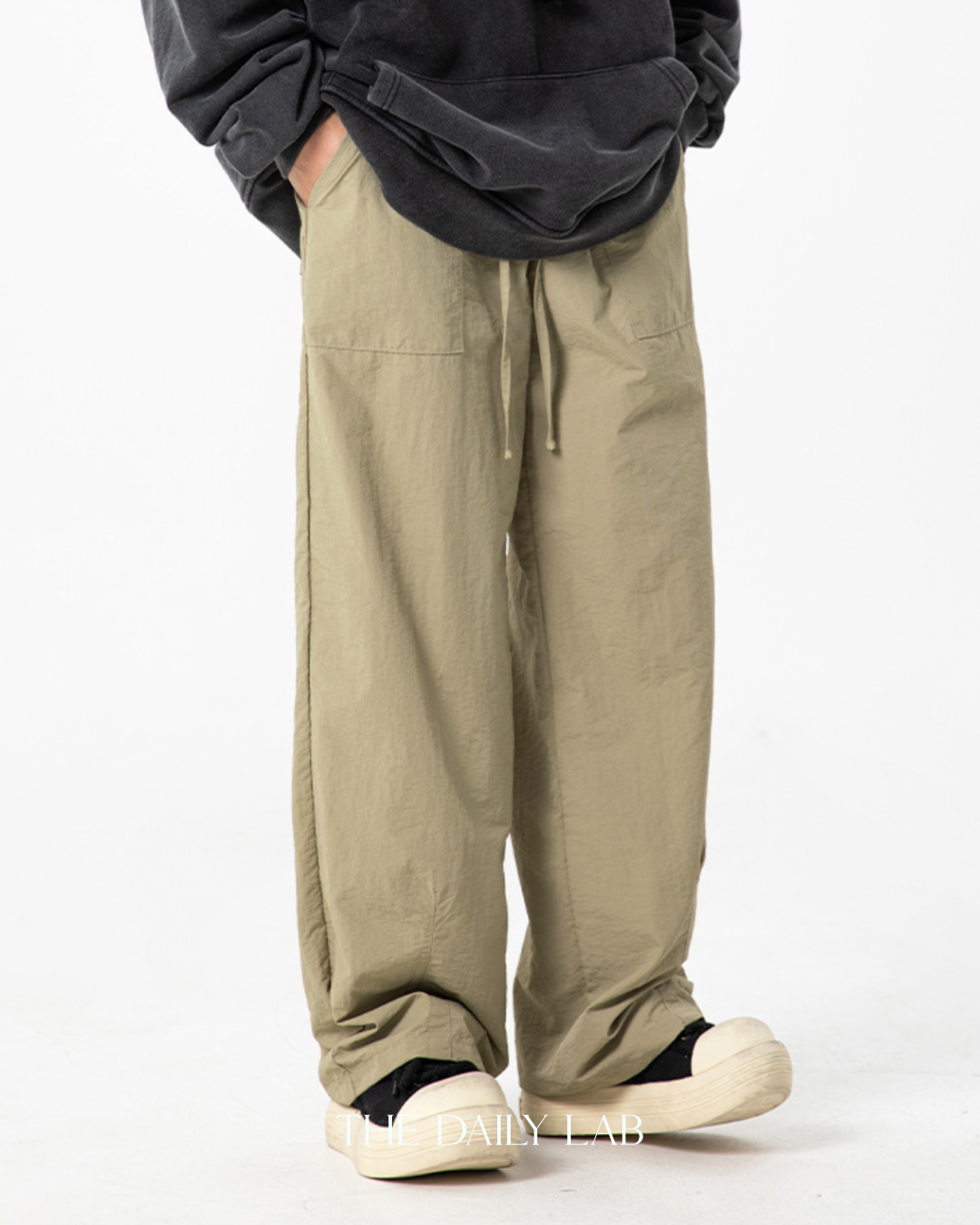 Pocketed Cargo Straight Pants in Khaki