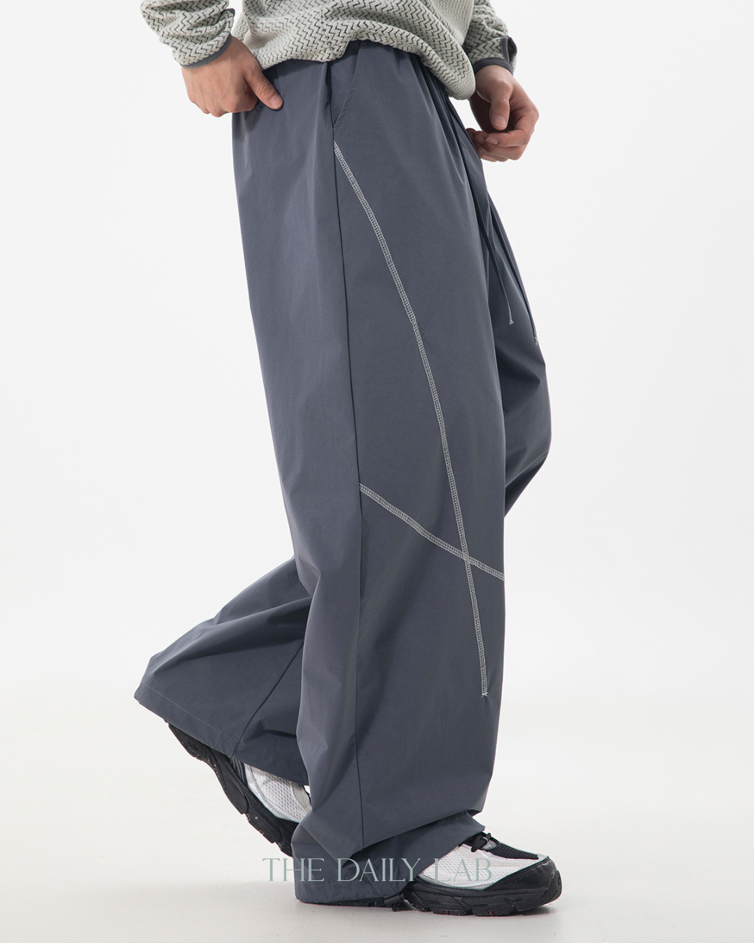 Cargo Outline Trousers in Grey