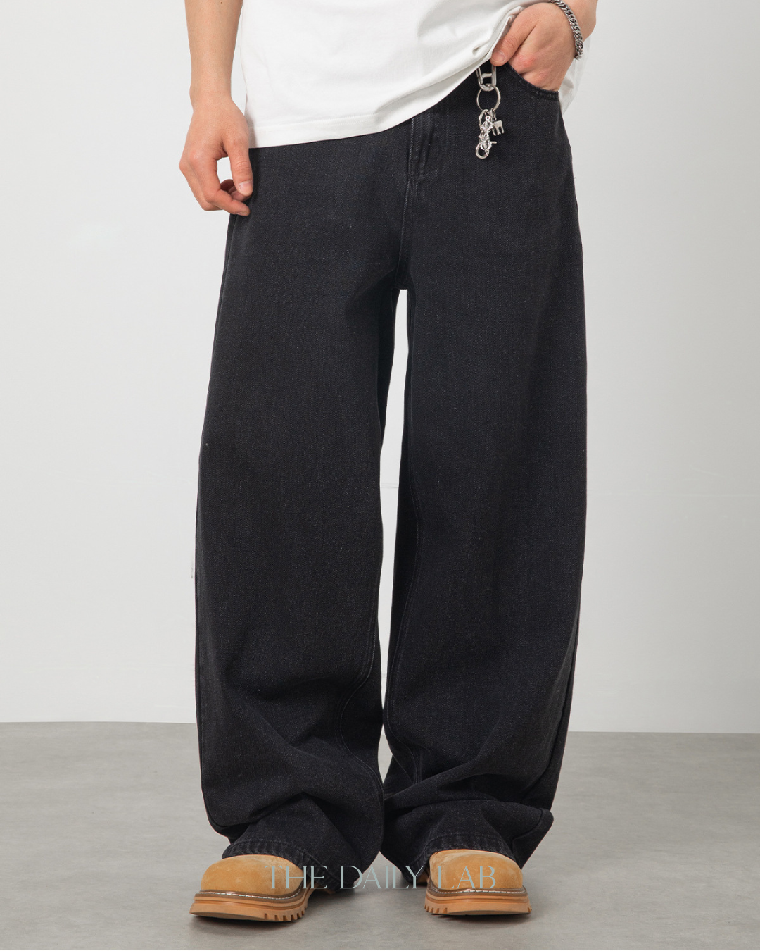 Fade Street Denim Pants in Black