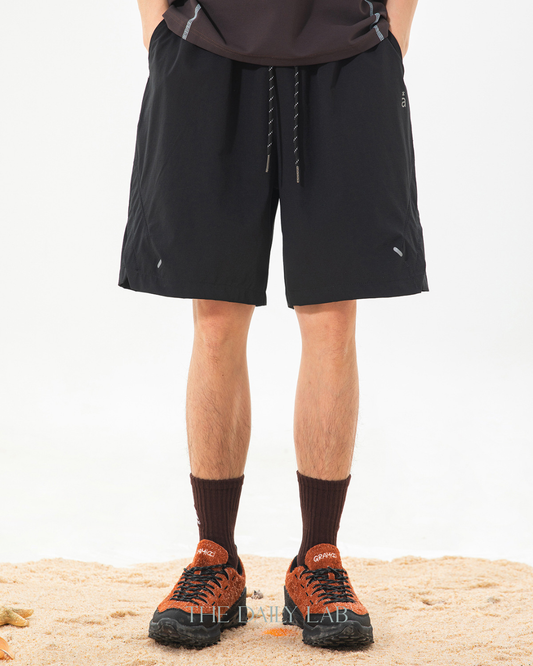 Aero Utility Shorts in Black