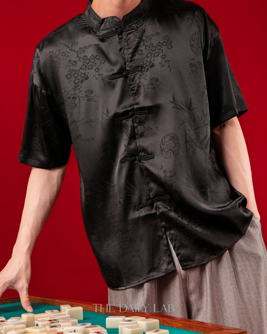 Lightweight Jacquard Tang Suit in Black