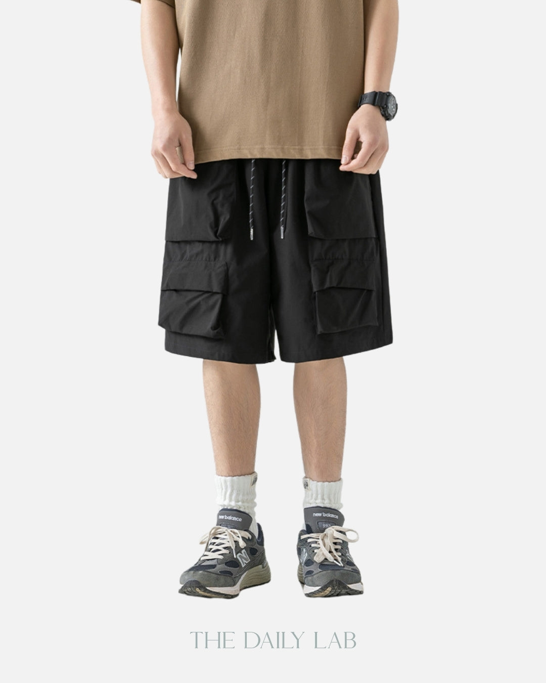 Navigator Cargo Shorts in Black