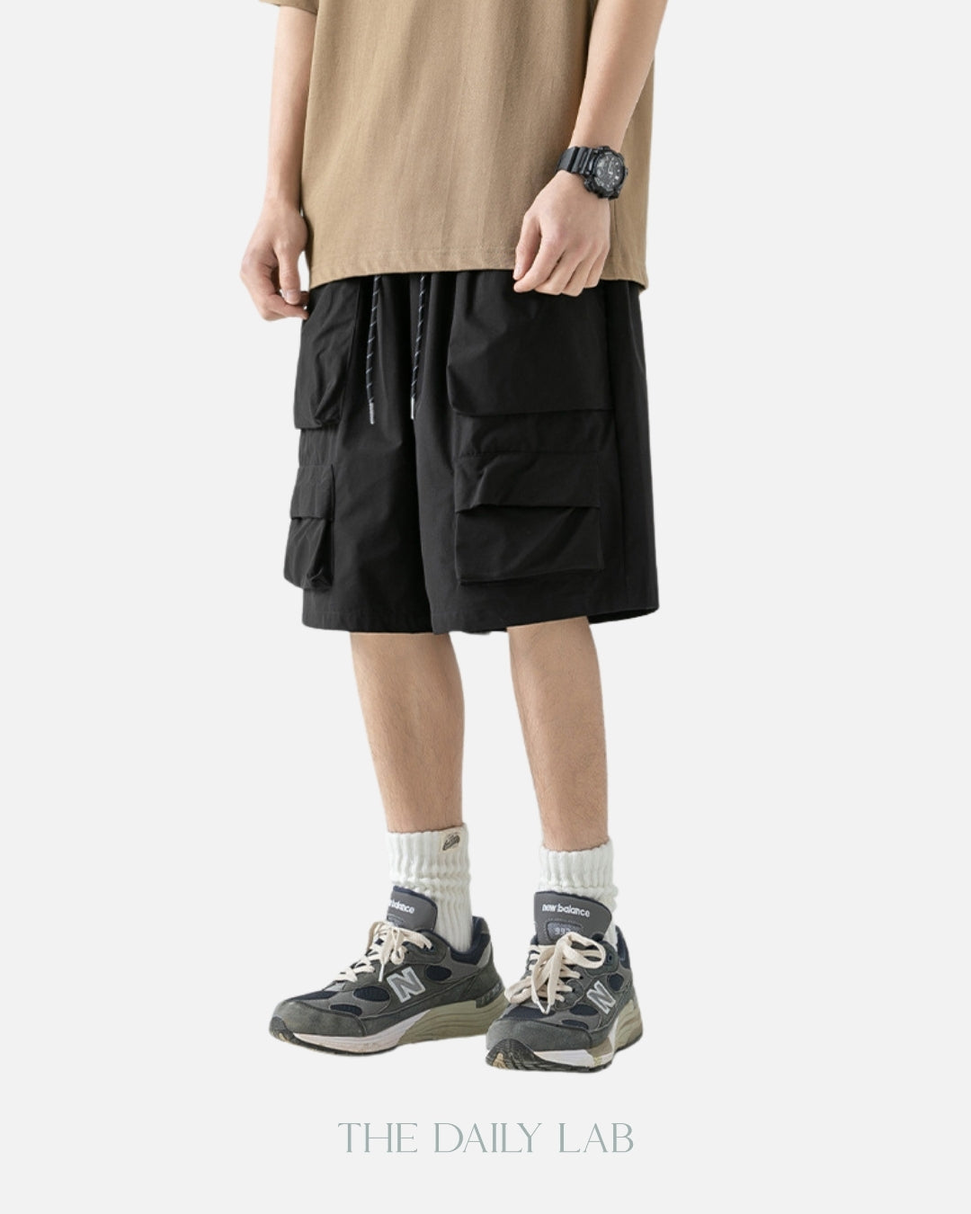 Navigator Cargo Shorts in Black