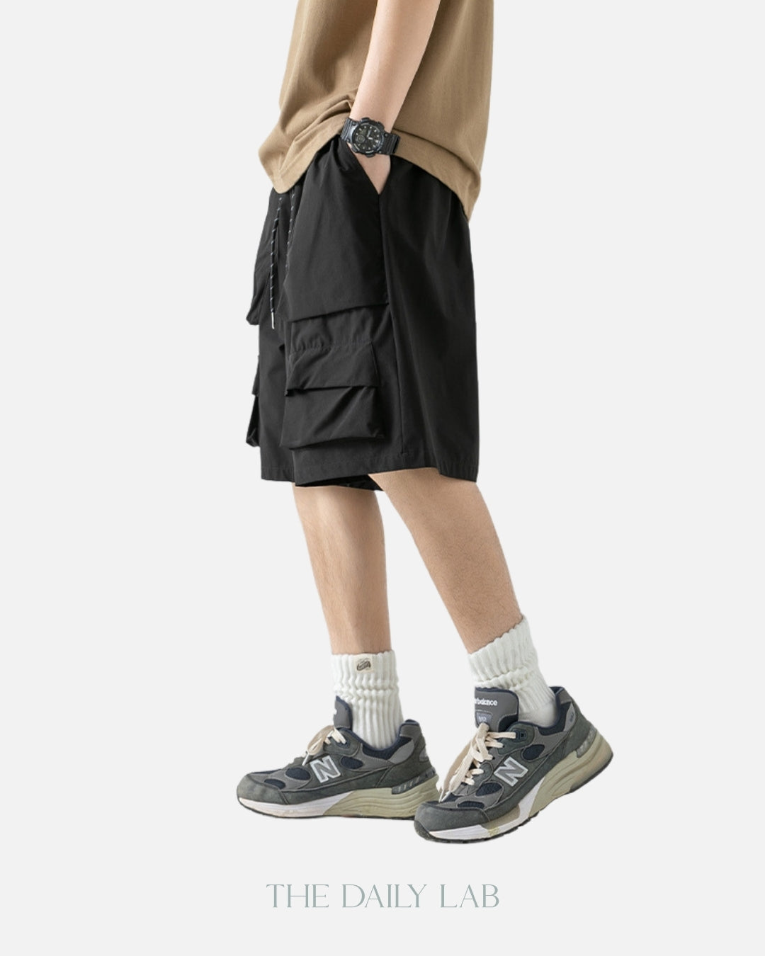 Navigator Cargo Shorts in Black