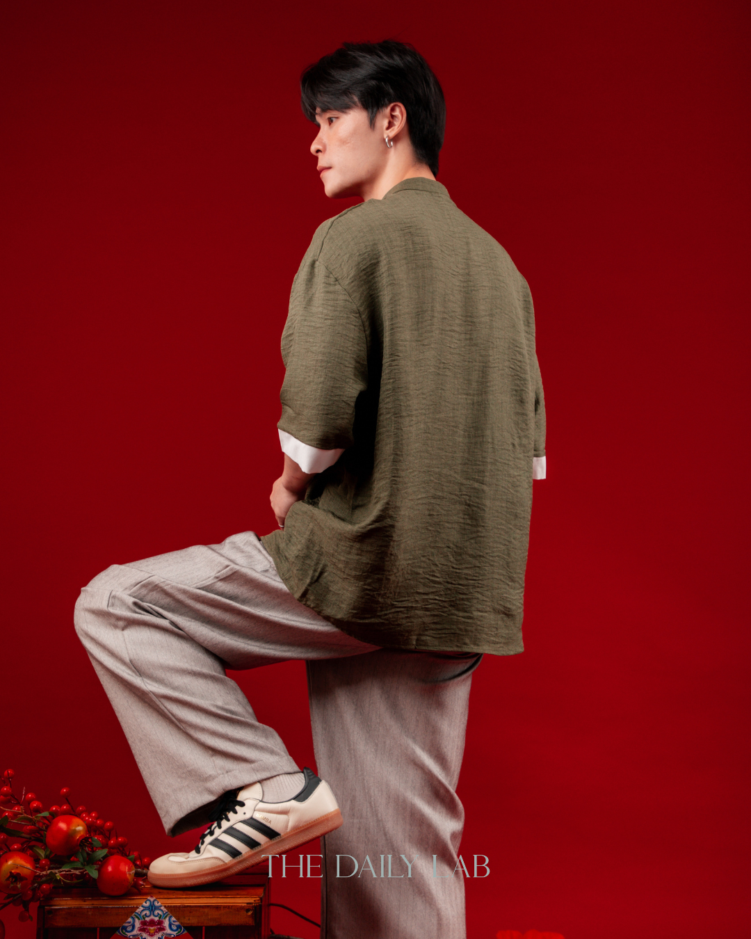 Vintage Linen Chinese Button Shirt in Green