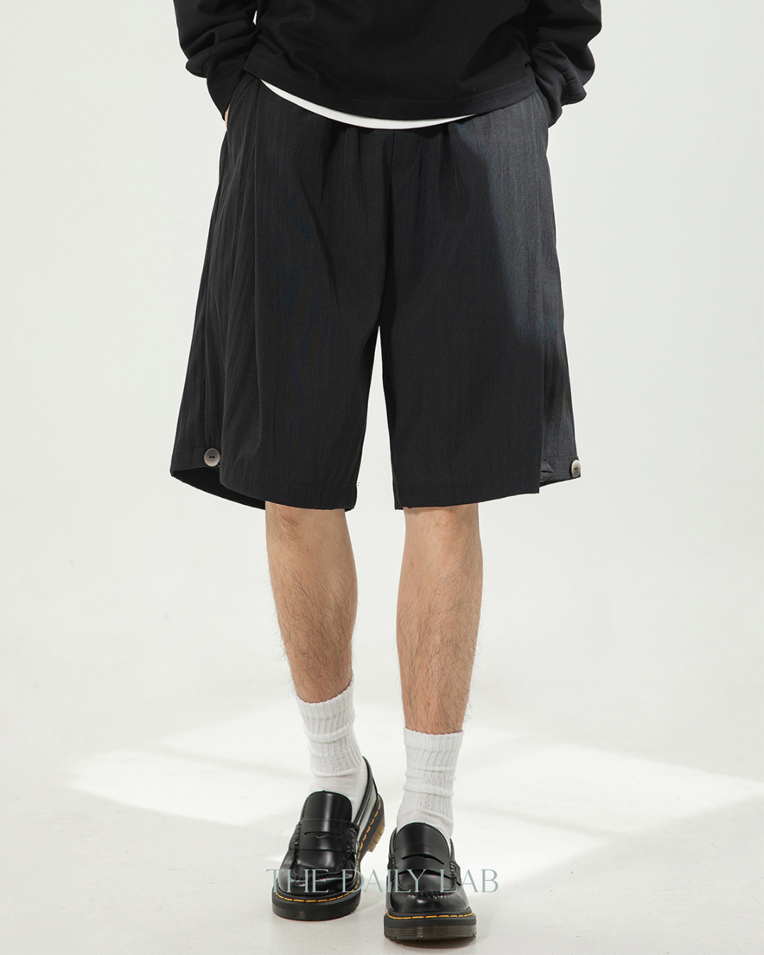 Studio Pleat Shorts in Black