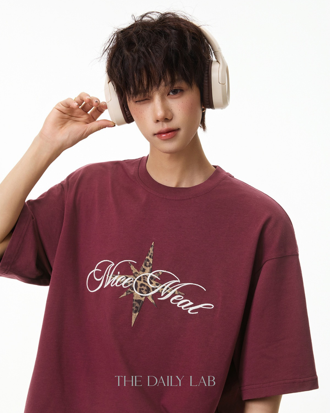 Vintage Star Graphic Tee in Red