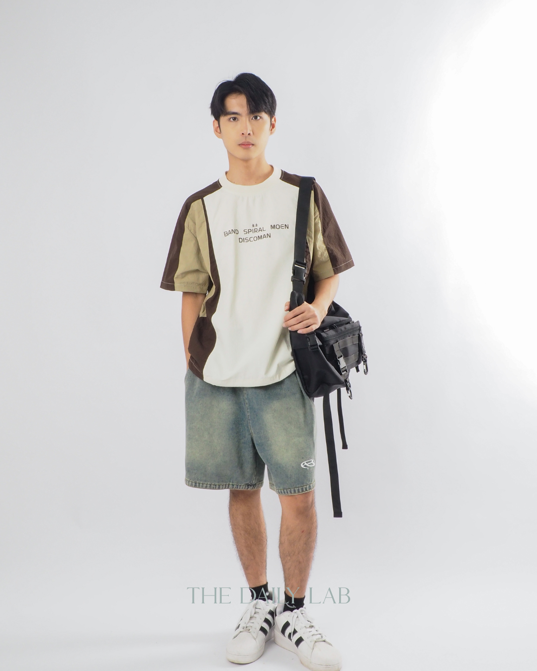 Outdoor Techwear Colorblock T-Shirt in Brown