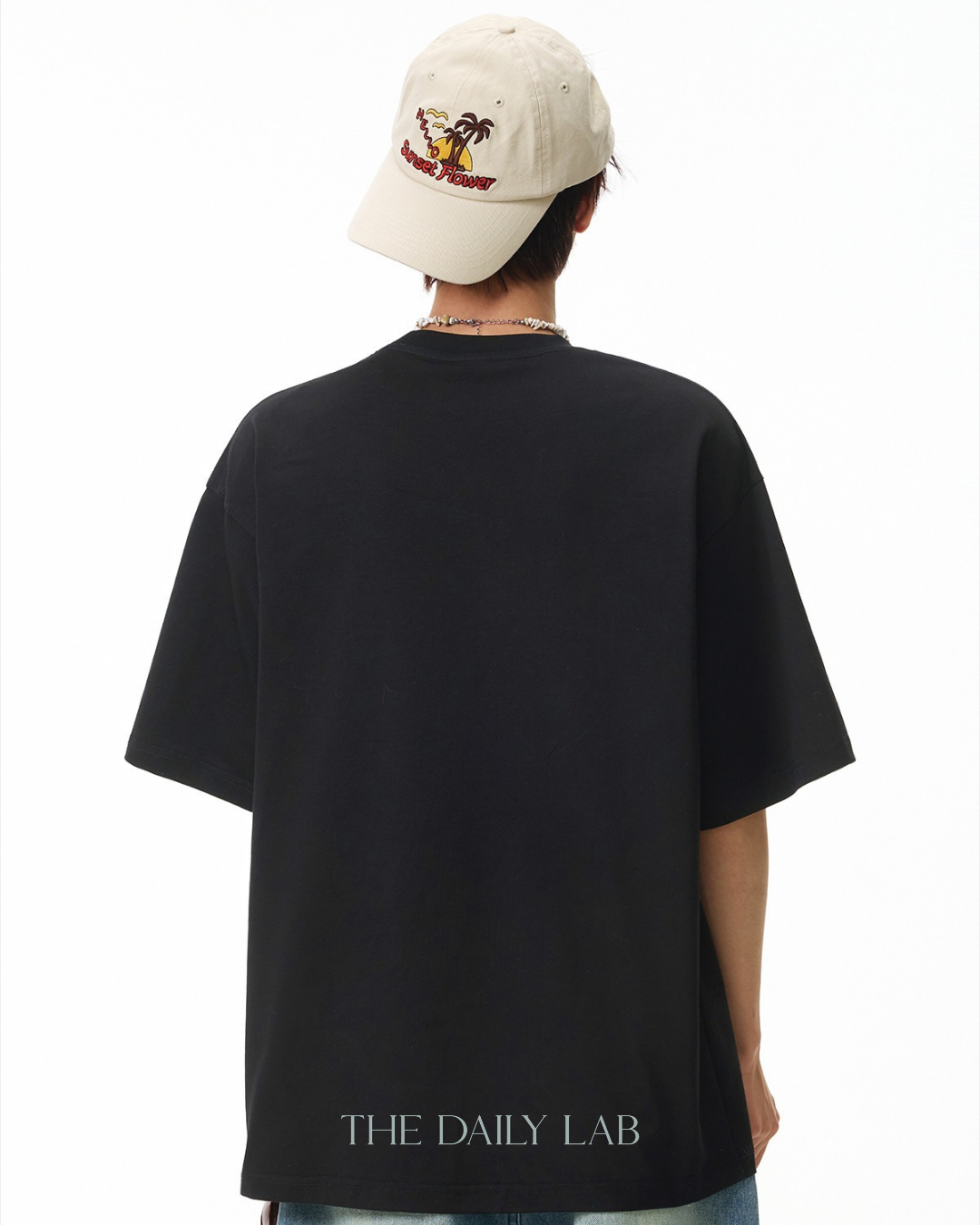 Vintage Star Graphic Tee in Black